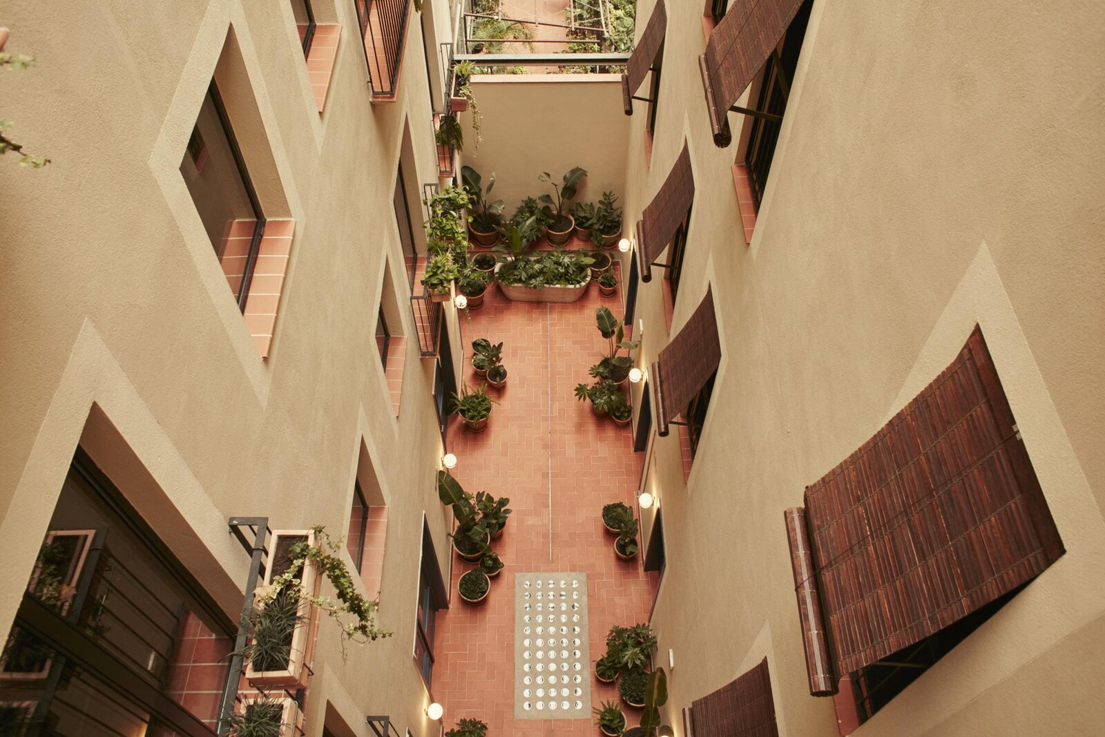 Casa Bonay &mdash; the planted inner courtyard