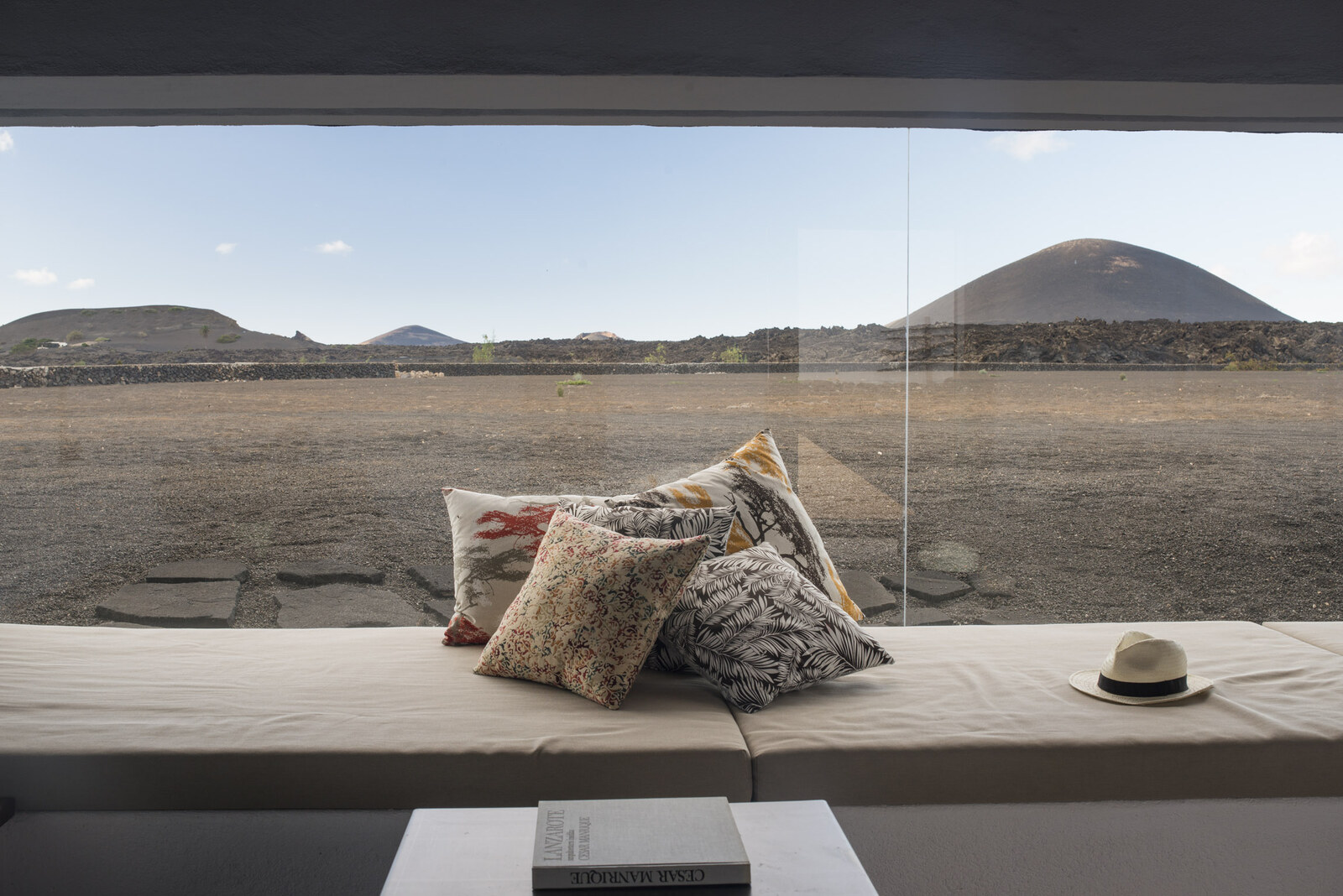 Buenavista Lanzarote &mdash; the window bench facing the twin volcanoes