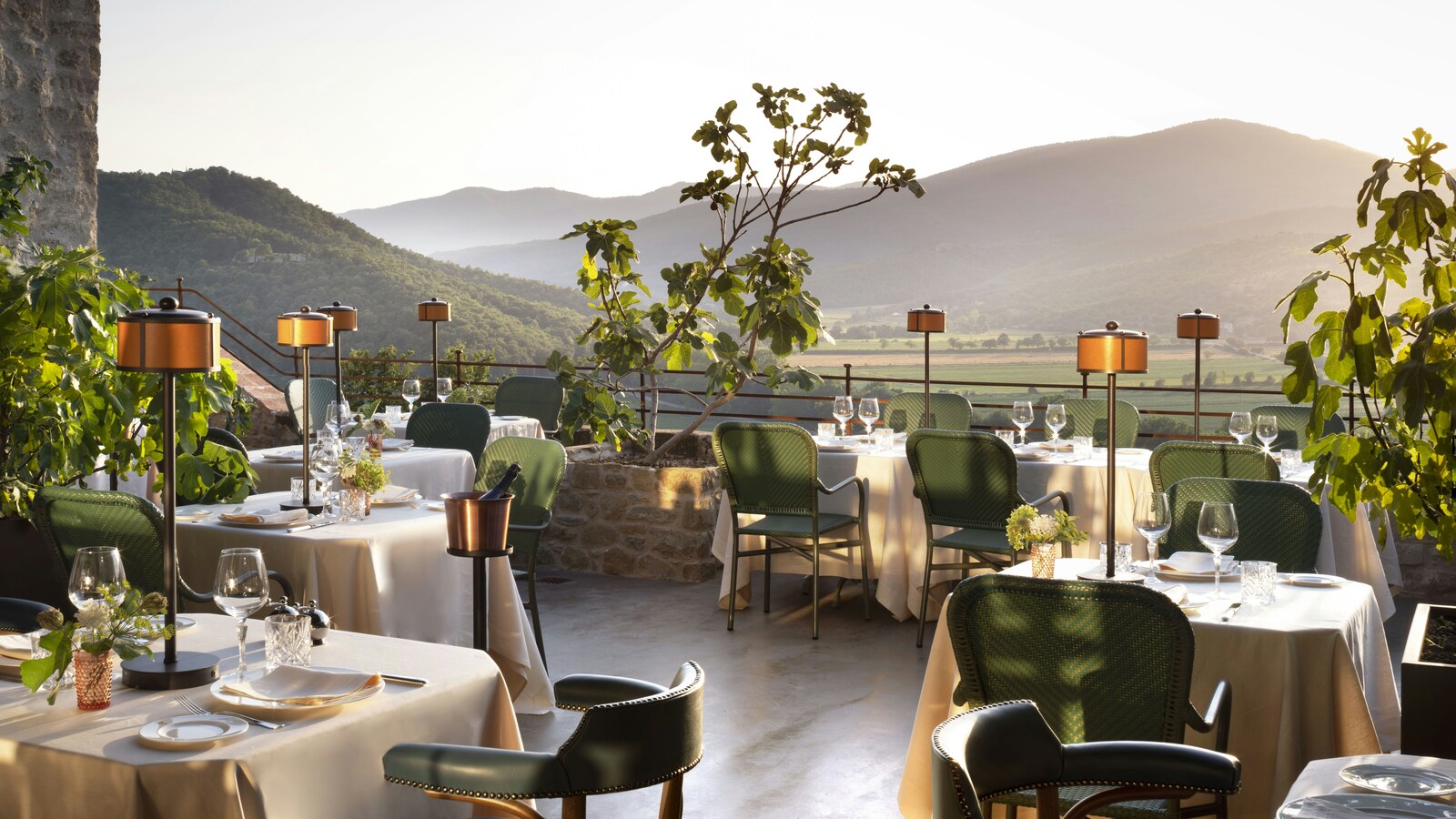 Reschio &mdash; Alle Logge, the loggia restaurant above the valley